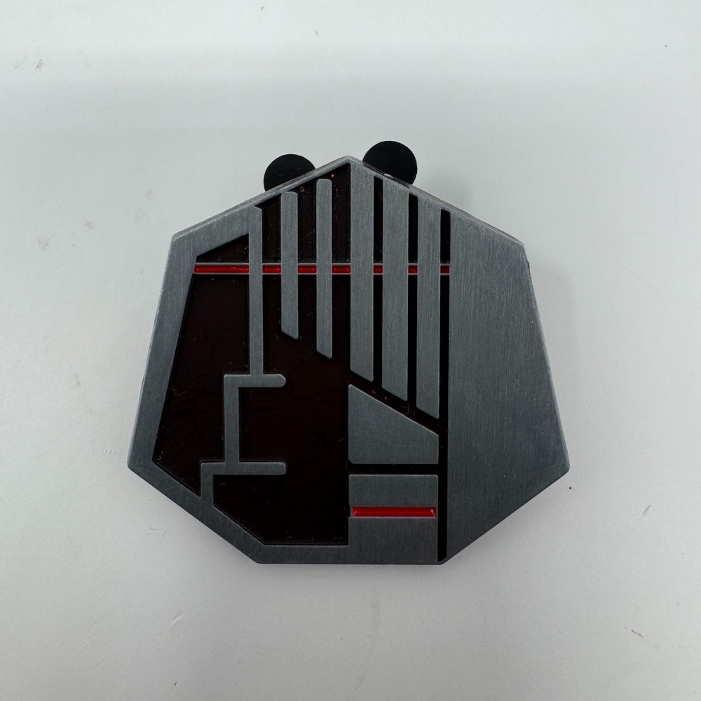 Disney Star Wars Galaxy's Edge Savi's Workshop Power and Control V3 Pin